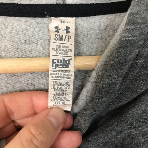 UNDER ARMOUR Storm Cold Gear Hoodie in size Small - Picture 7 of 8